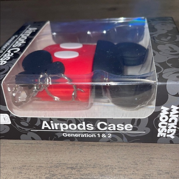Disney Mickey Mouse AirPods Case - Picture 3 of 4